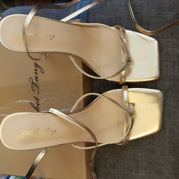 Elisabet Tang Gold Lace Up Square Open Toe Thong 4 inch Heeled SanDals Size 8.5 - Picture 2 of 12